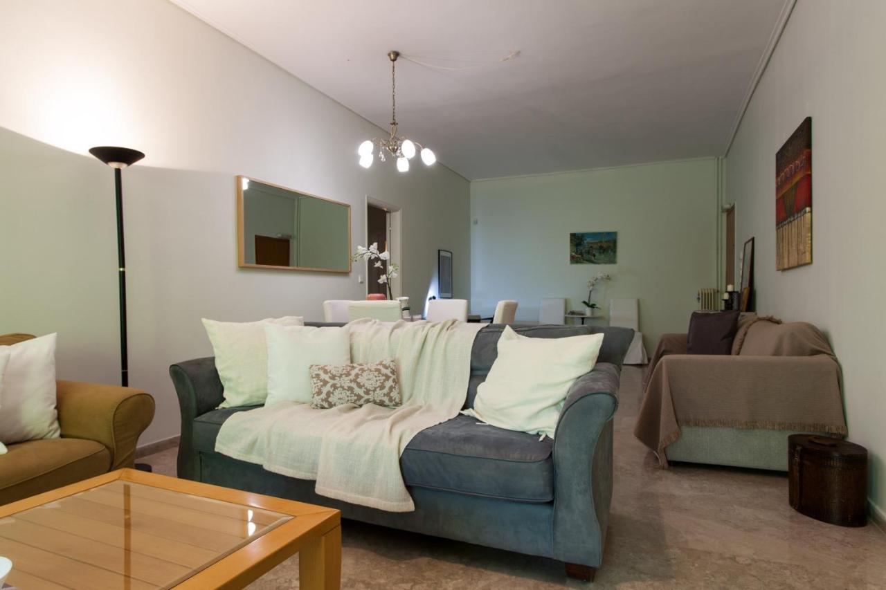 Lovely Apartment In Psychiko - Renovation May 2025 أثينا المظهر الخارجي الصورة