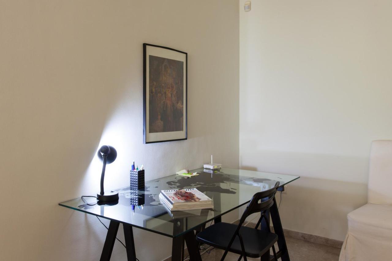 Lovely Apartment In Psychiko - Renovation May 2025 أثينا المظهر الخارجي الصورة