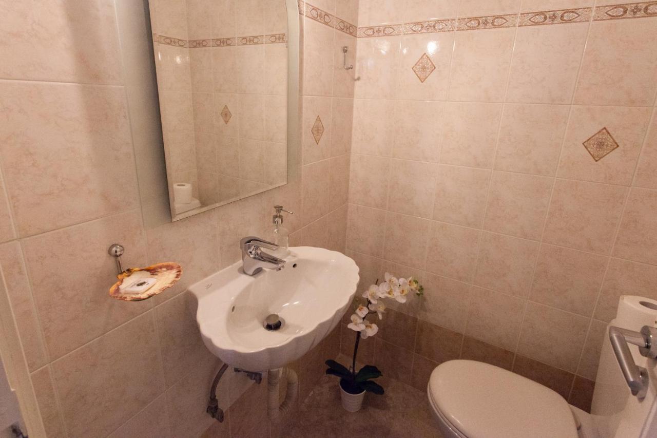 Lovely Apartment In Psychiko - Renovation May 2025 أثينا المظهر الخارجي الصورة